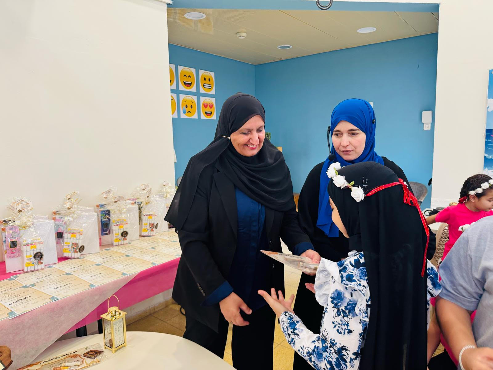 تكريم 38 حافظ لسور من جزء عمّ  في مدرسة أجيال الابتدائية في جلجولية 